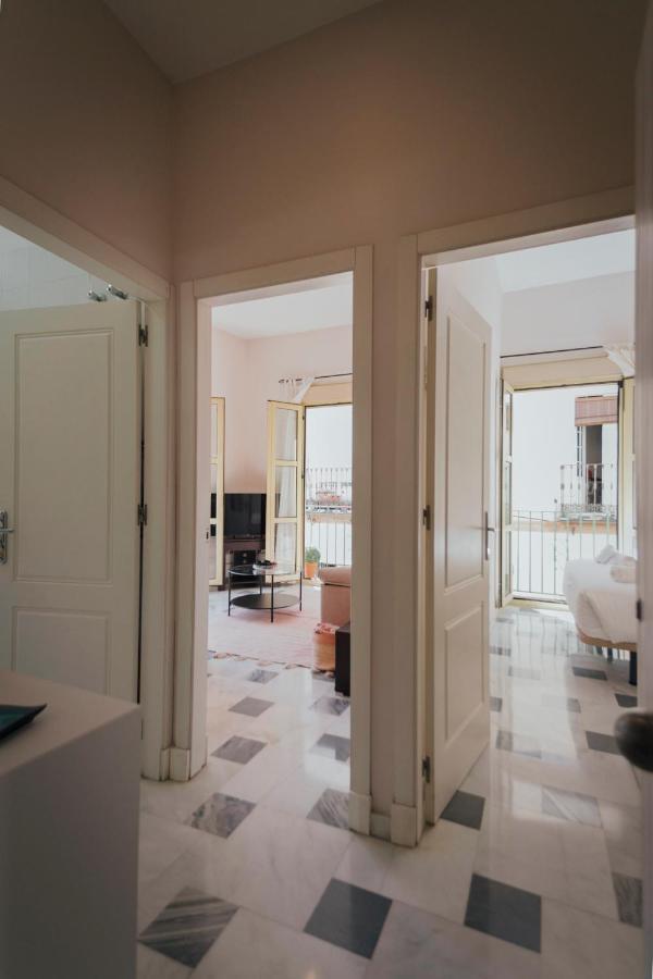 San Julian Apartment Севиля Екстериор снимка