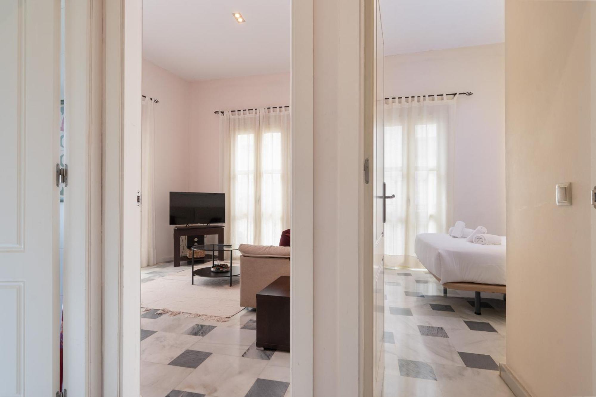 San Julian Apartment Севиля Екстериор снимка